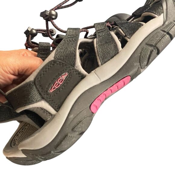 Keen Women's Newport H2 Black/Rasberry 1022801 Waterproof Hiking Size 6‎ Outdoor - Picture 11 of 14